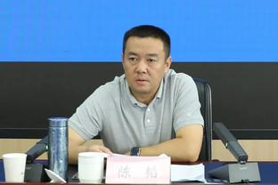 蓝军小将吉尔克里斯特：首发出战很开心 中卫或者右后卫我都能踢